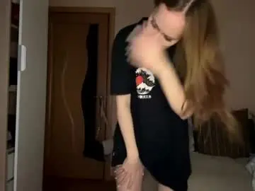 Maxine_x  live sex cam