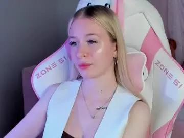 Miagraces  live sex cam