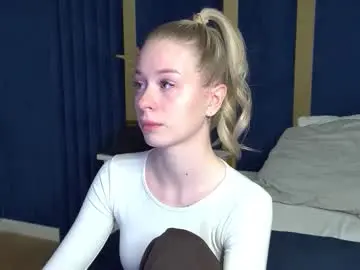 Miagraces  live sex cam