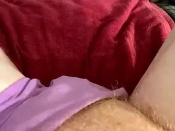 Mykittyneedsu  live sex cam