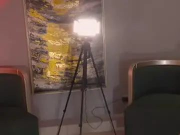 Naomisainz  live sex cam