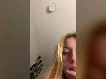 Savleigh  live sex cam