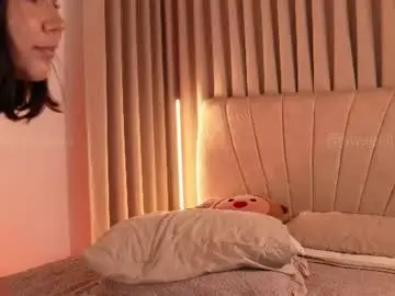 Sweetlittlevenus  live sex cam