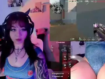 Black_viperr  live sex cam
