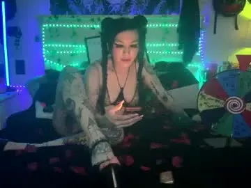 Emilietreez  live sex cam