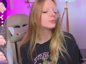 Evangel1ne  live sex cam