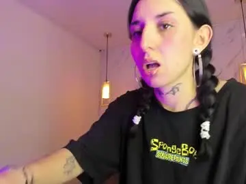 Iris_77  live sex cam