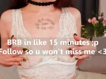 Leelooyolo  live sex cam