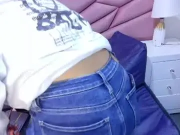 Liliana_pink  live sex cam