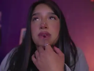 Ne_fertari  live sex cam