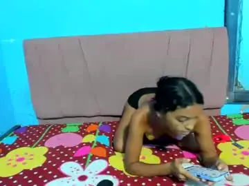 Nikoll_lan  live sex cam