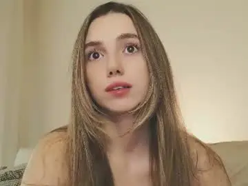 Shypeachmaru  live sex cam