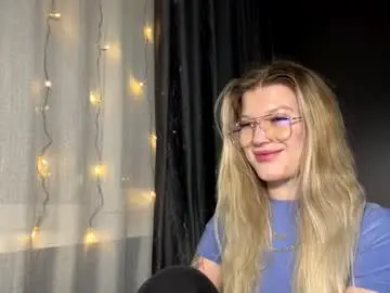 Abbeyducklow  live sex cam