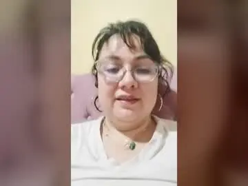 Anyaluxx  live sex cam