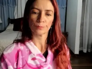 Charlottewillson  live sex cam