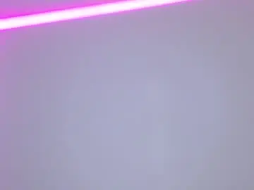 Innocent_fox  live sex cam