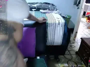 Kaarlaa_  live sex cam