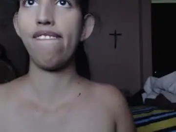 Karentatis  live sex cam