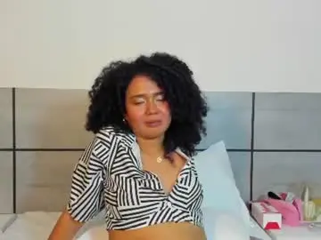 Kiraspell  live sex cam