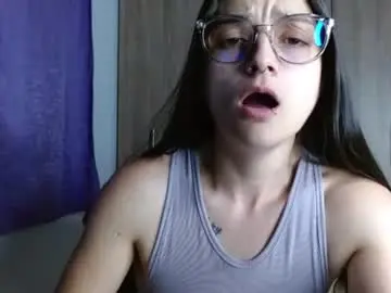 Lilcoralinne_0  live sex cam