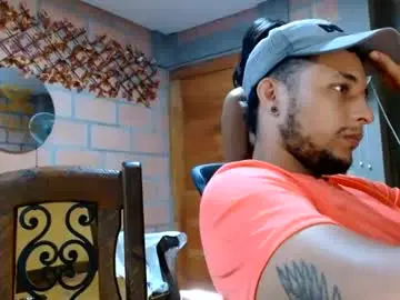 Lucy_sluppy_hard  live sex cam