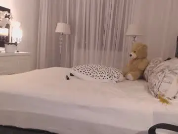 Silver_miss  live sex cam