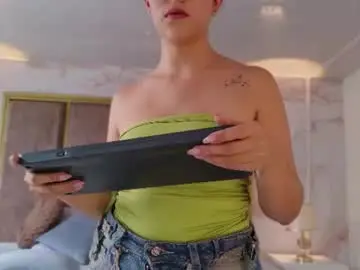 Susa1userma_  live sex cam