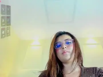 Alma_valencia  live sex cam