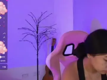 Aly_nicc  live sex cam