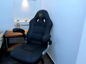 Darly_ross  live sex cam