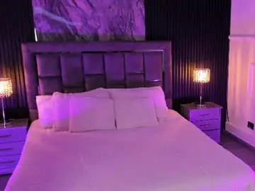 Giiabloom  live sex cam