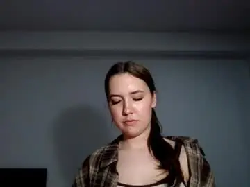 Jolandablankenship  live sex cam