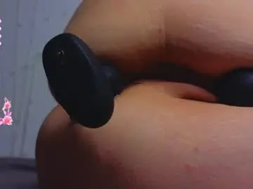 Lovelybabyomg  live sex cam