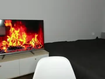 Luv_v  live sex cam