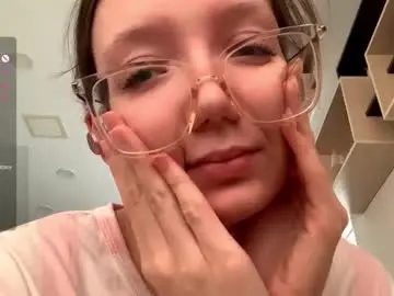 Maidacompston  live sex cam