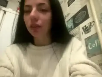 Naidahopping  live sex cam