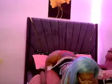 Queenb_2  live sex cam