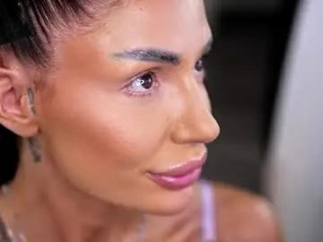 Raquellevon  live sex cam