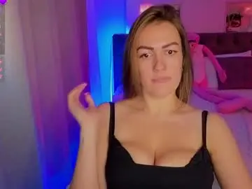 Shyyswallow  live sex cam