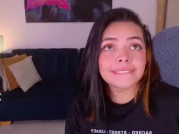 Bellaasford  live sex cam