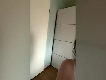 Crazywhorrrre  live sex cam