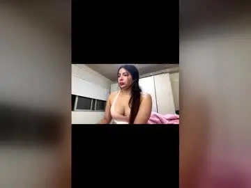 Dreinafoxx  live sex cam