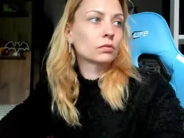 Karoline121  live sex cam