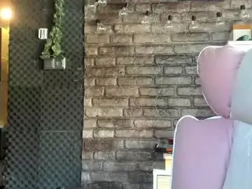 Karoline121  live sex cam
