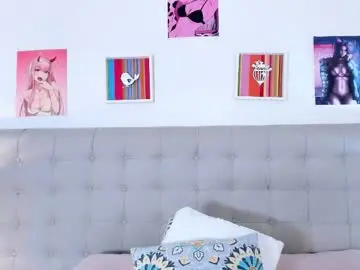 Liaaturner  live sex cam