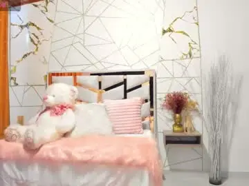 Lily_curvy_hot  live sex cam