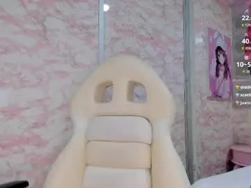 Little_doll_4u  live sex cam