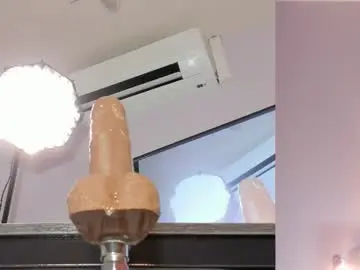 Lupeebony  live sex cam