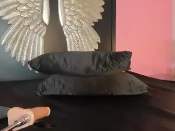 Lupeebony  live sex cam