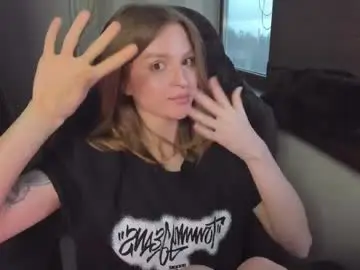 Mollydangerous  live sex cam